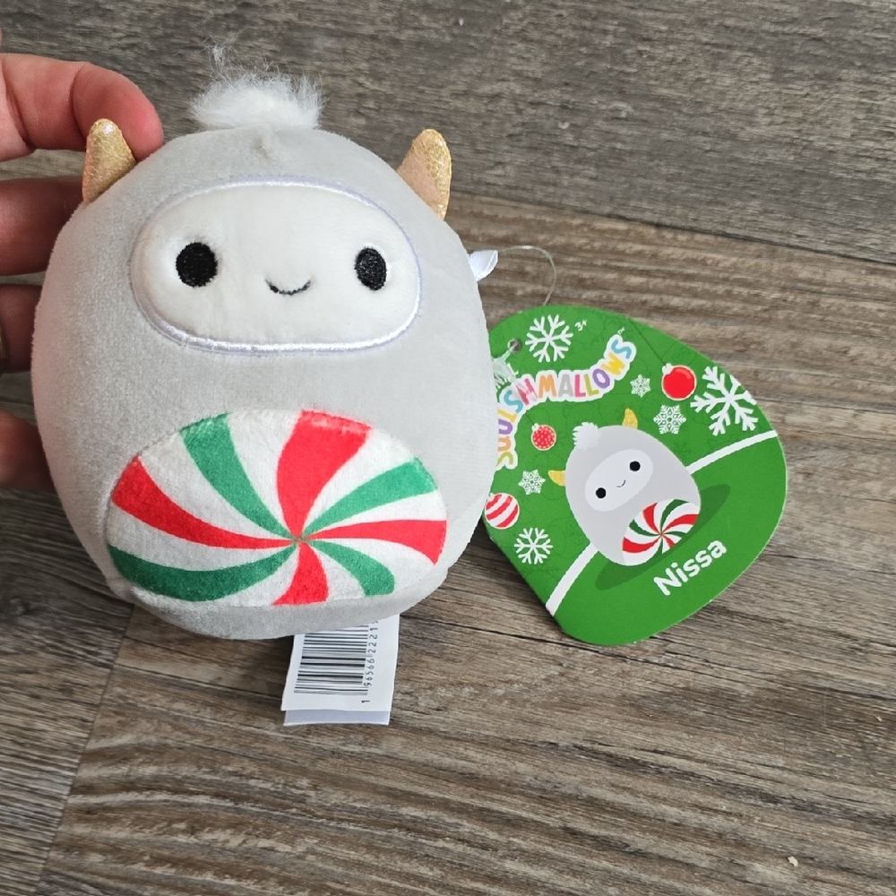 Squishmallows Nissa Plush Toy - Picture 1 of 4